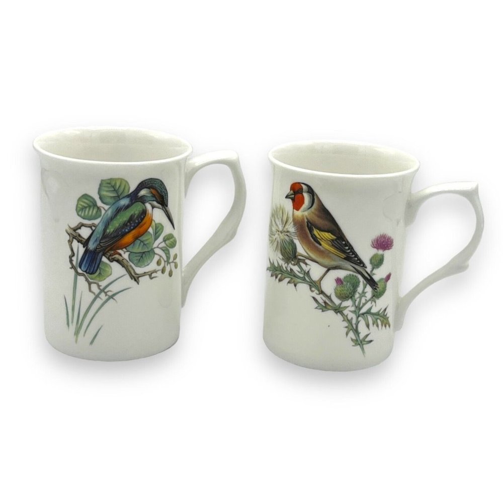 Set of 2 Vintage Gracie Bone China Coffee Tea Mug BIrds Red Blue Coastal Imports